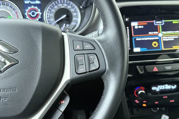 Suzuki Vitara (2021) — foto 6 van 19
