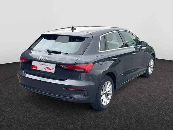 AUDI A3 Sportback (2023) — foto 16 van 20