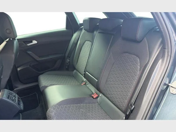 Seat Leon ST (2021) — foto 3 van 28
