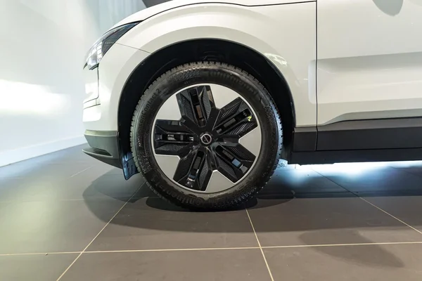 Volvo EX30 (2024) — foto 31 van 31