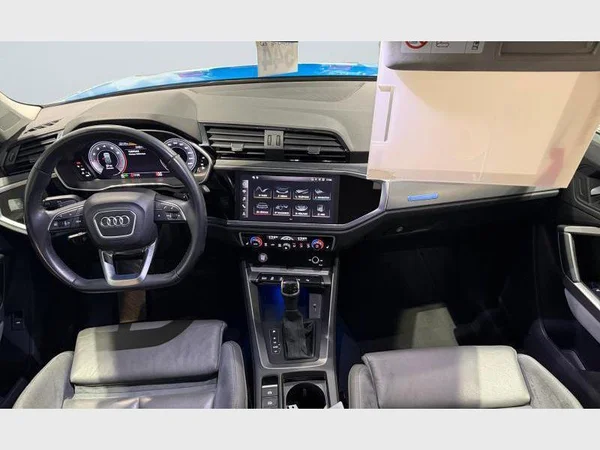 Audi Q3 (2019) — foto 2 van 28