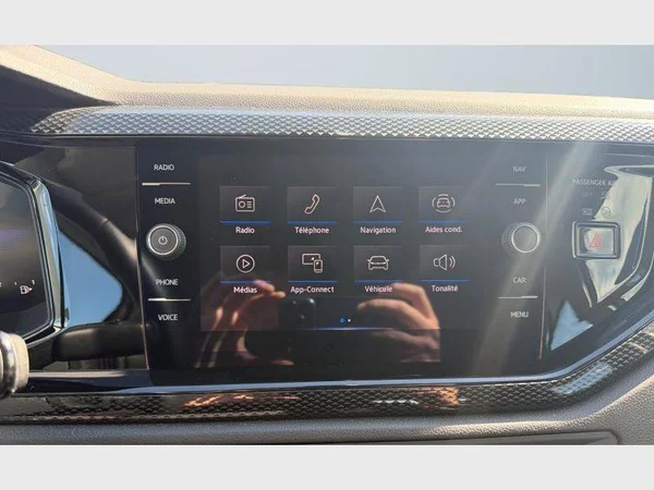 Volkswagen Polo (2023) — foto 9 van 30