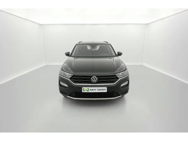 VOLKSWAGEN T-Roc (2021) — foto 12 van 36