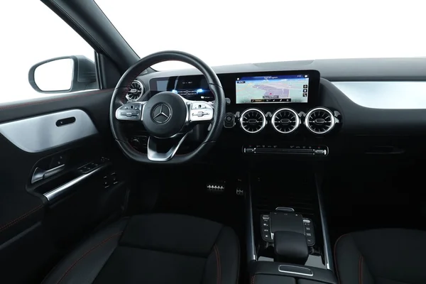 Mercedes-Benz GLA-Klasse (2022) — foto 4 van 16
