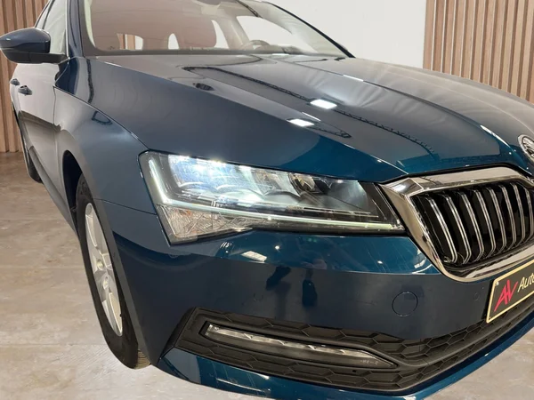 Skoda Superb (2022) — foto 23 van 30