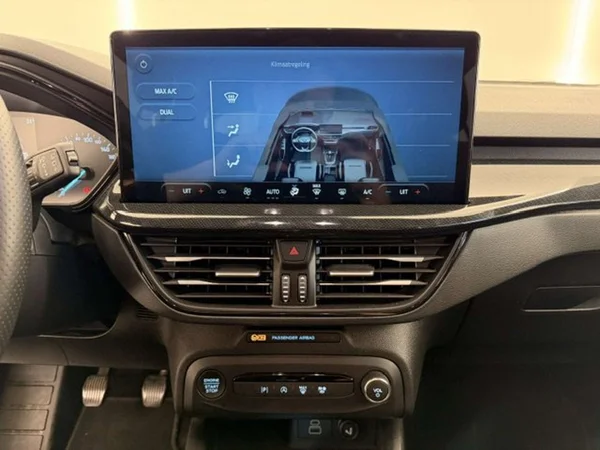 Ford Focus (2025) — foto 2 van 20