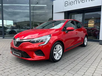 Renault Clio bb54640b-01ef-44f5-8a3f-6c0edbecb71b