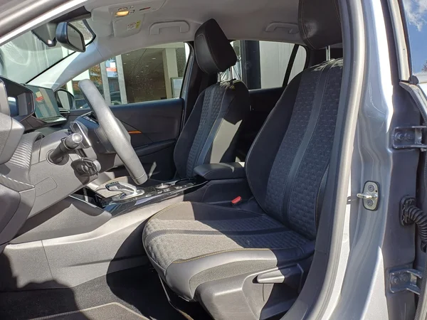Peugeot 208 (2021) — foto 15 van 16