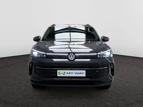 VOLKSWAGEN Tiguan (2026) — foto 3 van 22