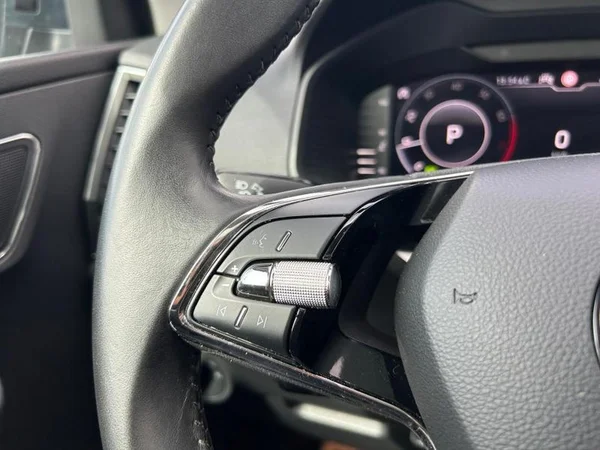 SKODA Karoq (2020) — foto 17 van 34