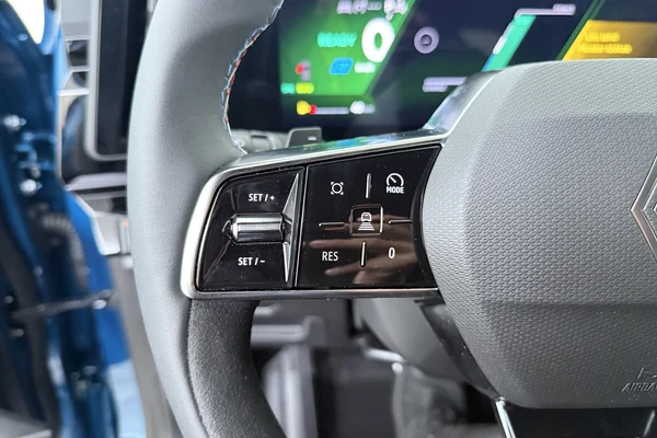 Renault Austral E-Tech (HEV) (2026) — foto 7 van 18
