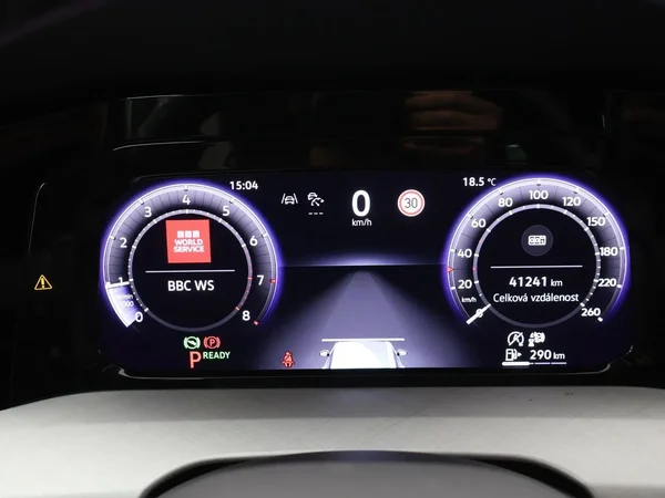 Volkswagen Golf (2025) — foto 9 van 32