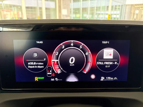 VOLKSWAGEN Tiguan (2026) — foto 22 van 24