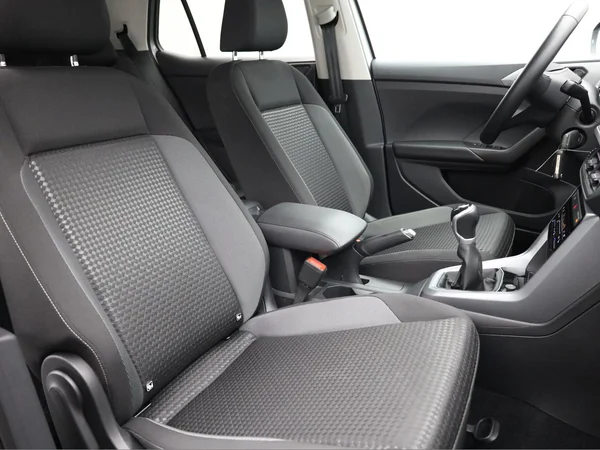 VOLKSWAGEN T-Cross (2022) — foto 13 van 18