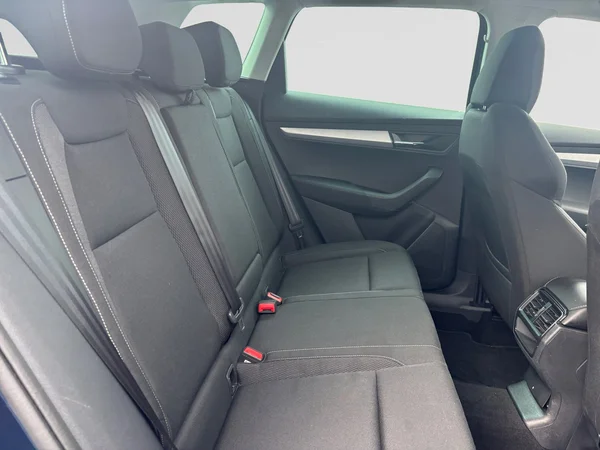 SKODA Karoq (2024) — foto 8 van 18