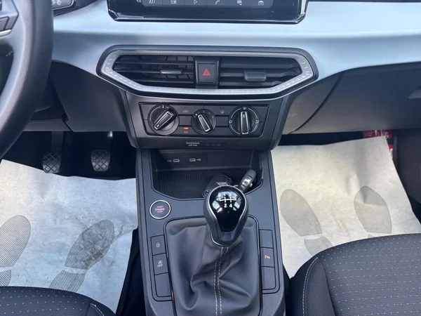 SEAT Ibiza 5P/D (2024) — foto 3 van 13