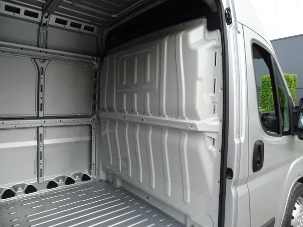 Opel Movano (2025) — foto 2 van 19