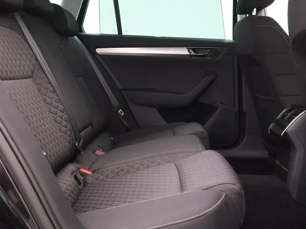Škoda Superb (2024) — foto 2 van 29