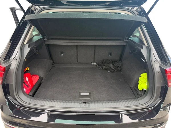 VOLKSWAGEN Tiguan Dsl (2022) — foto 18 van 21