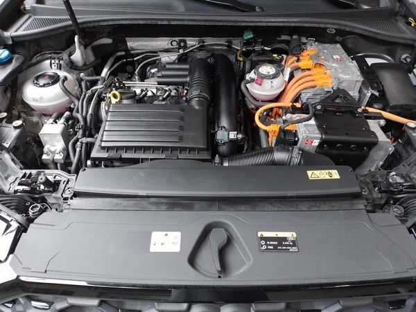 AUDI Q3 Sportback PHEV (2022) — foto 14 van 23
