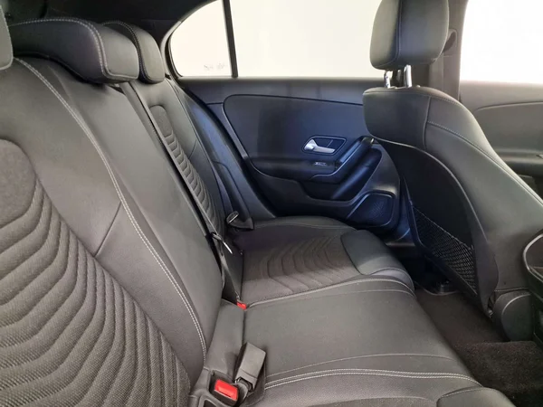 Mercedes-Benz A-Klasse (2023) — foto 14 van 16
