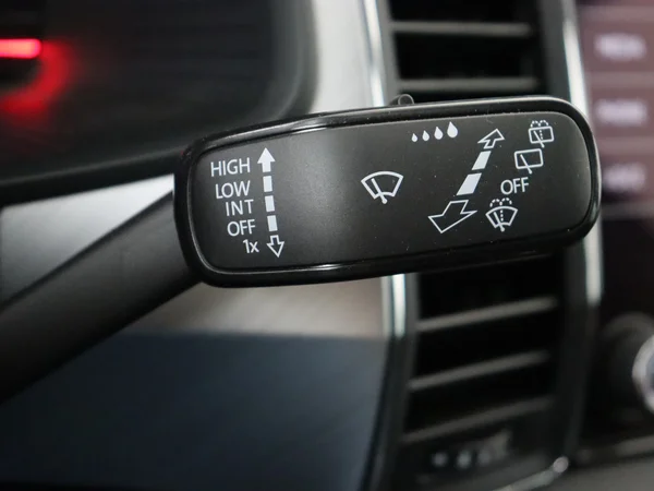 SKODA Kodiaq (2024) — foto 14 van 27