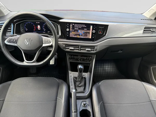 VOLKSWAGEN Taigo (2022) — foto 2 van 24