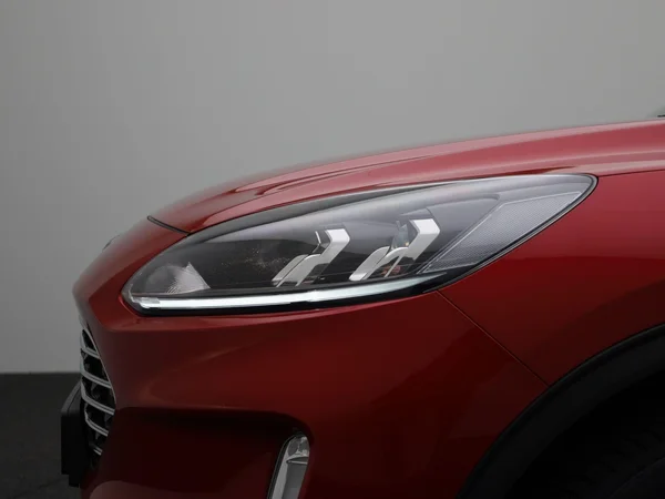 Ford Kuga (2022) — foto 8 van 38