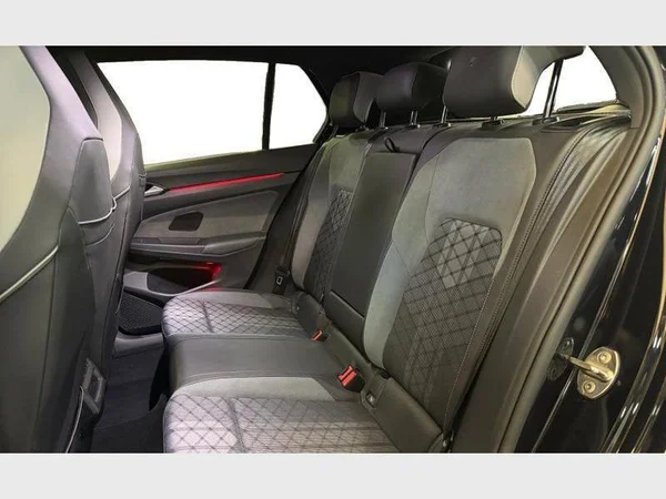 Volkswagen Golf VIII (2021) — foto 3 van 28