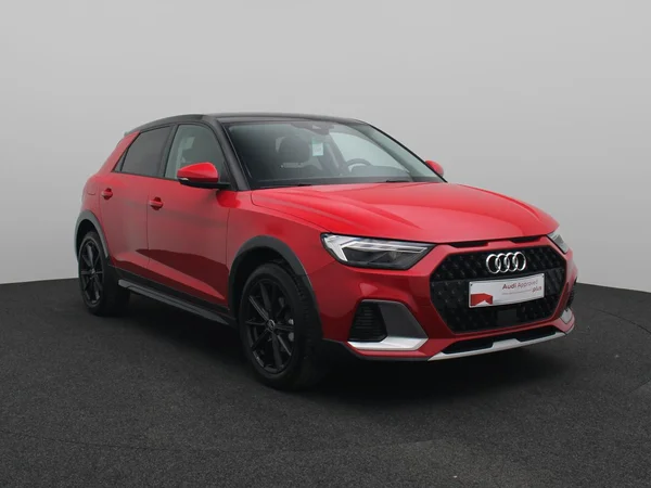 AUDI A1 Allstreet (2025) — foto 9 van 16