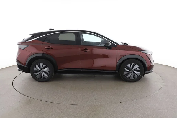 Nissan Ariya (2024) — foto 13 van 16