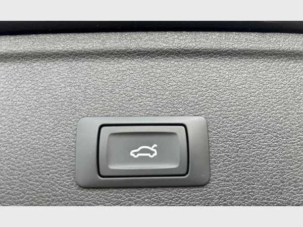 Audi A4 (2023) — foto 5 van 40