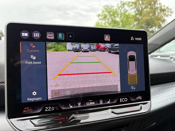 CUPRA Born (2024) — foto 7 van 23