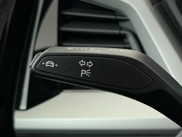 AUDI Q4 e-tron (2024) — foto 16 van 31