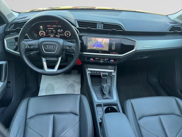 AUDI Q3 (2019) — foto 2 van 24