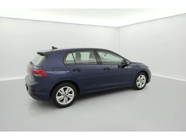 VOLKSWAGEN Golf VIII (2020) — foto 31 van 36