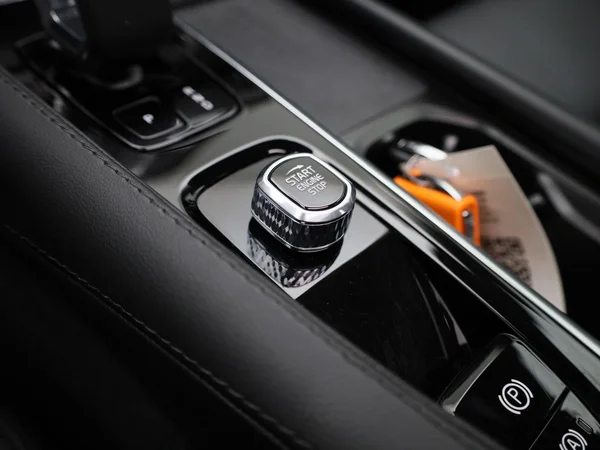 Volvo XC90 (2024) — foto 14 van 42