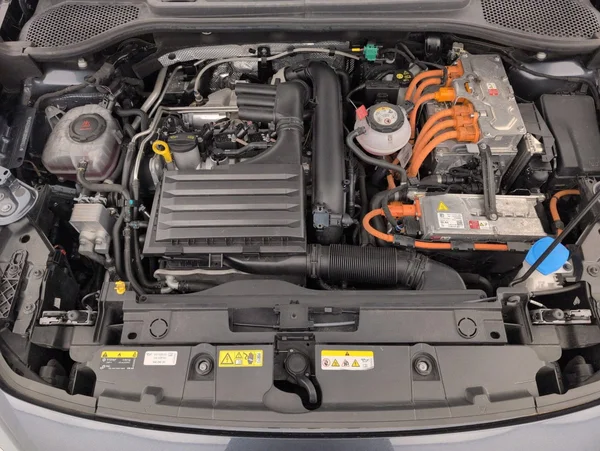 CUPRA Formentor E-Hybrid (PHEV) (2024) — foto 15 van 37