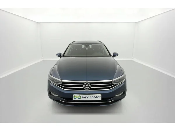 VOLKSWAGEN Passat Variant Dsl (2021) — foto 12 van 36