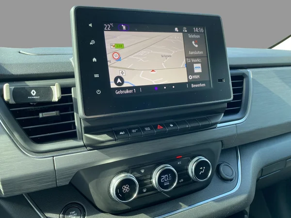 Renault Trafic (2024) — foto 20 van 20