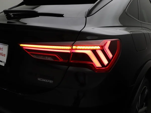 AUDI Q3 Sportback (2024) — foto 13 van 18