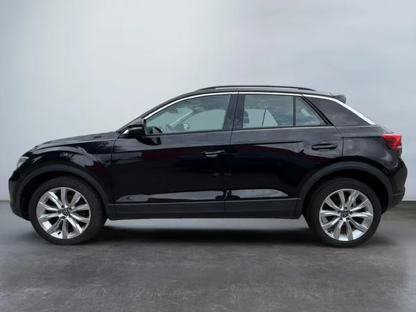 VOLKSWAGEN T-Roc (2023) — foto 20 van 25