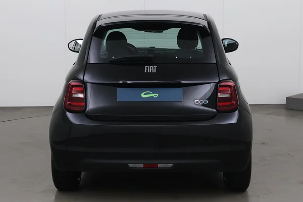 Fiat E-500 (2023) — foto 15 van 20
