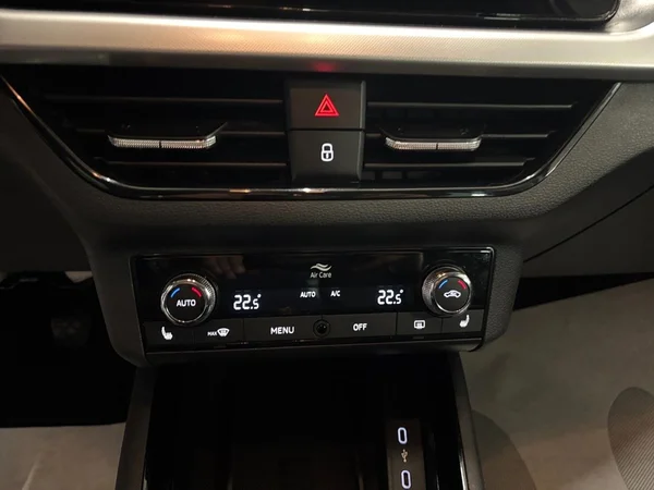 SKODA Scala (2022) — foto 19 van 20