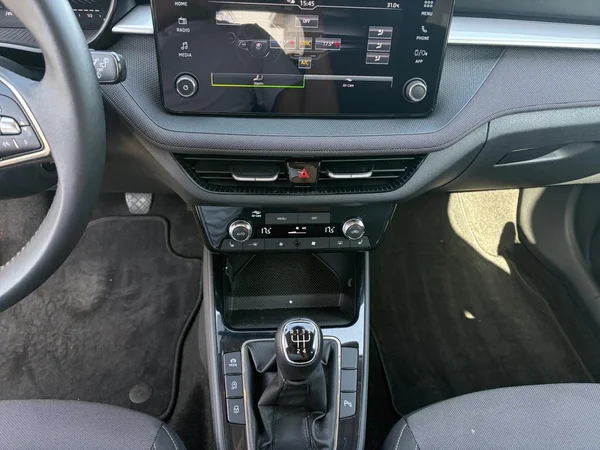 SKODA Fabia (2024) — foto 3 van 20
