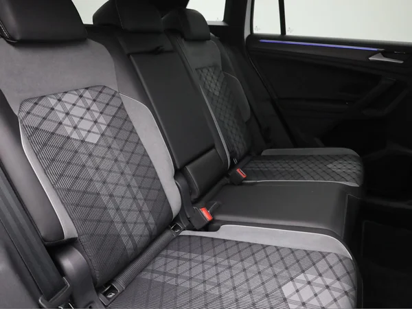 VOLKSWAGEN Tiguan (2023) — foto 23 van 23
