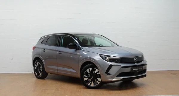 Opel Grandland (2022) — foto 12 van 21