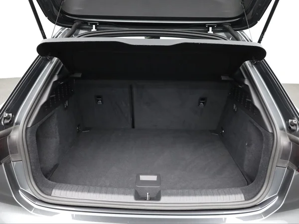 AUDI A3 Sportback (2025) — foto 2 van 21