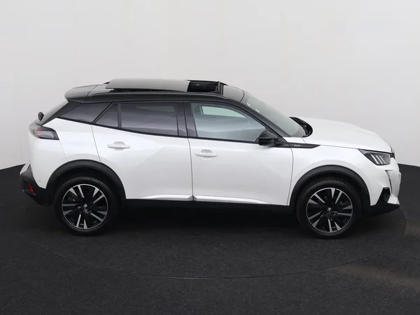 PEUGEOT 2008 (2022) — foto 28 van 32