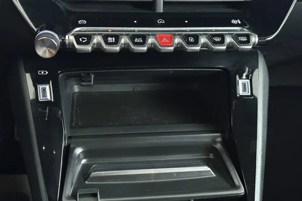 Peugeot 208 (2025) — foto 8 van 30
